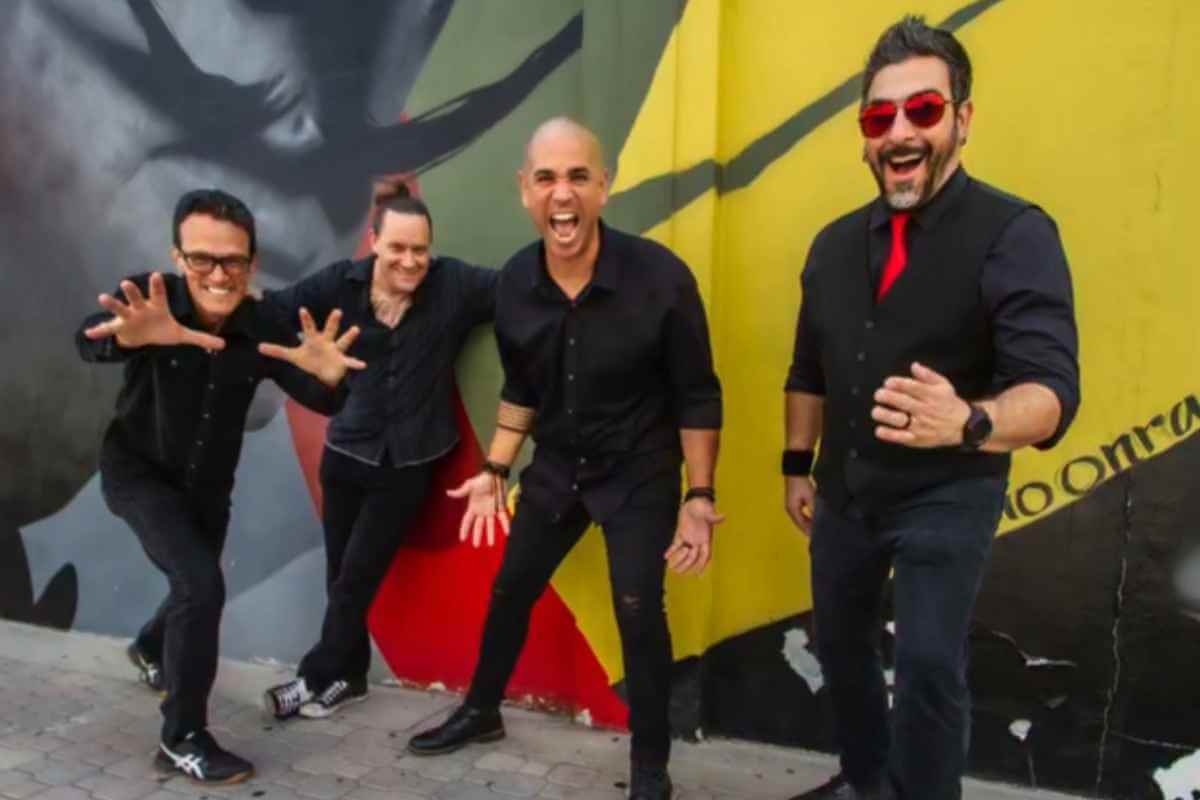Boca Street Fest live music at Mizner Park Amphitheater Boca Raton